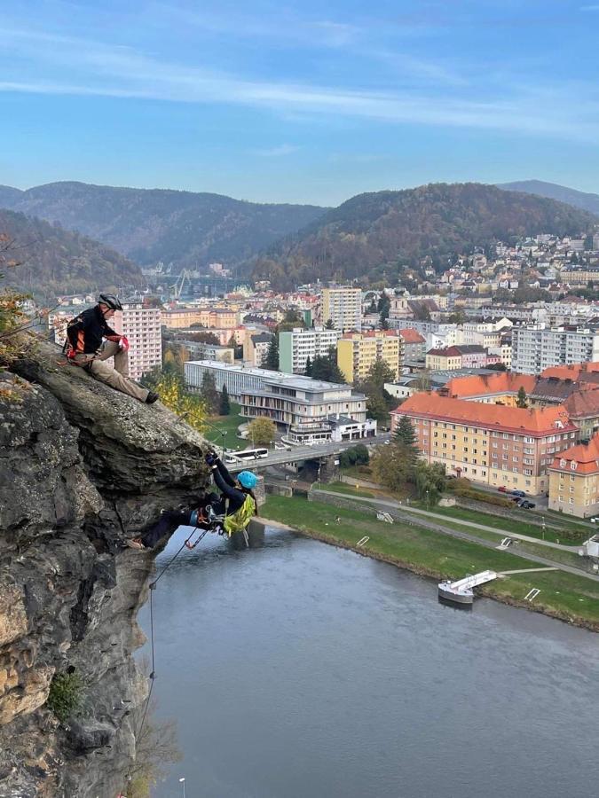 Apartman Oaza Dc Decin Luaran gambar