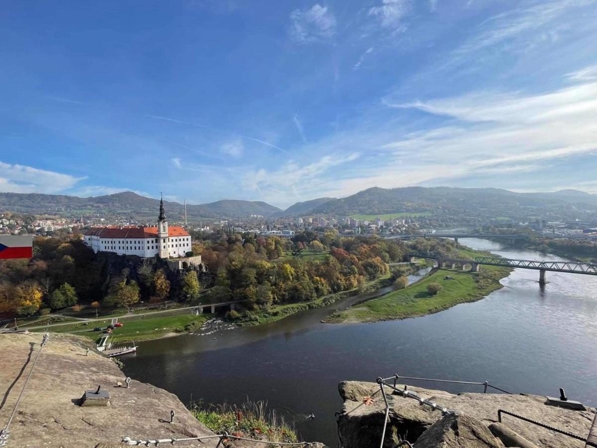 Apartman Oaza Dc Decin Luaran gambar