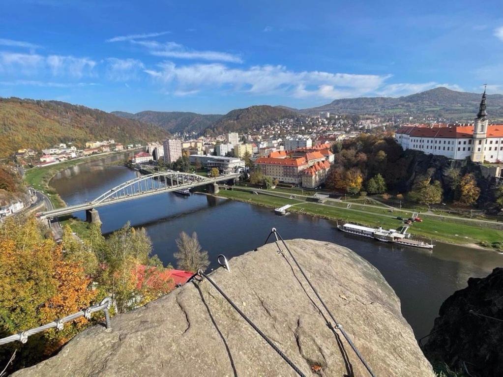 Apartman Oaza Dc Decin Luaran gambar
